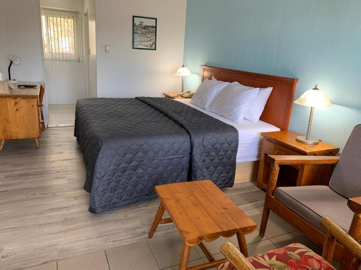 Town & Country Motel Parry Sound Esterno foto