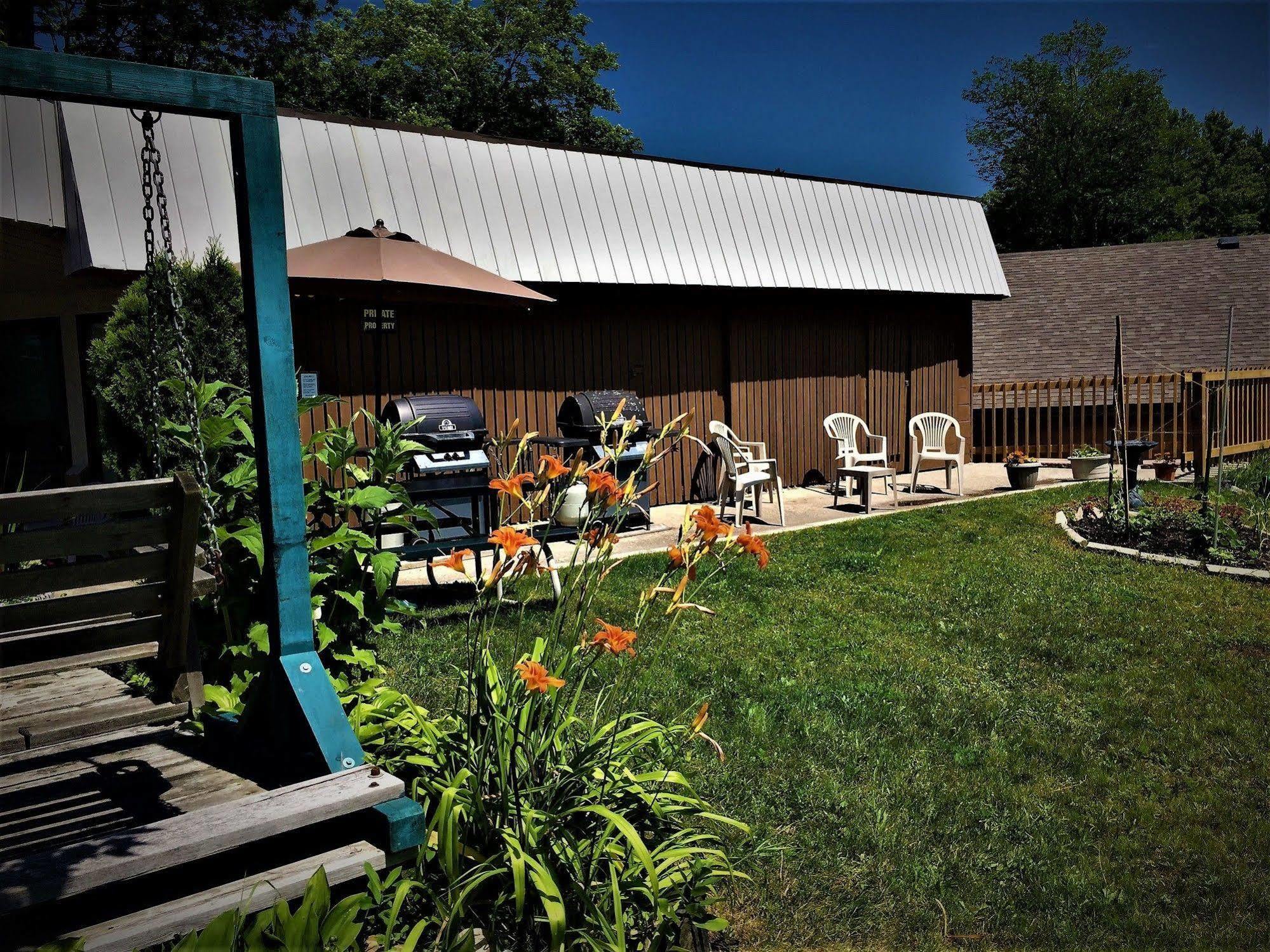Town & Country Motel Parry Sound Esterno foto